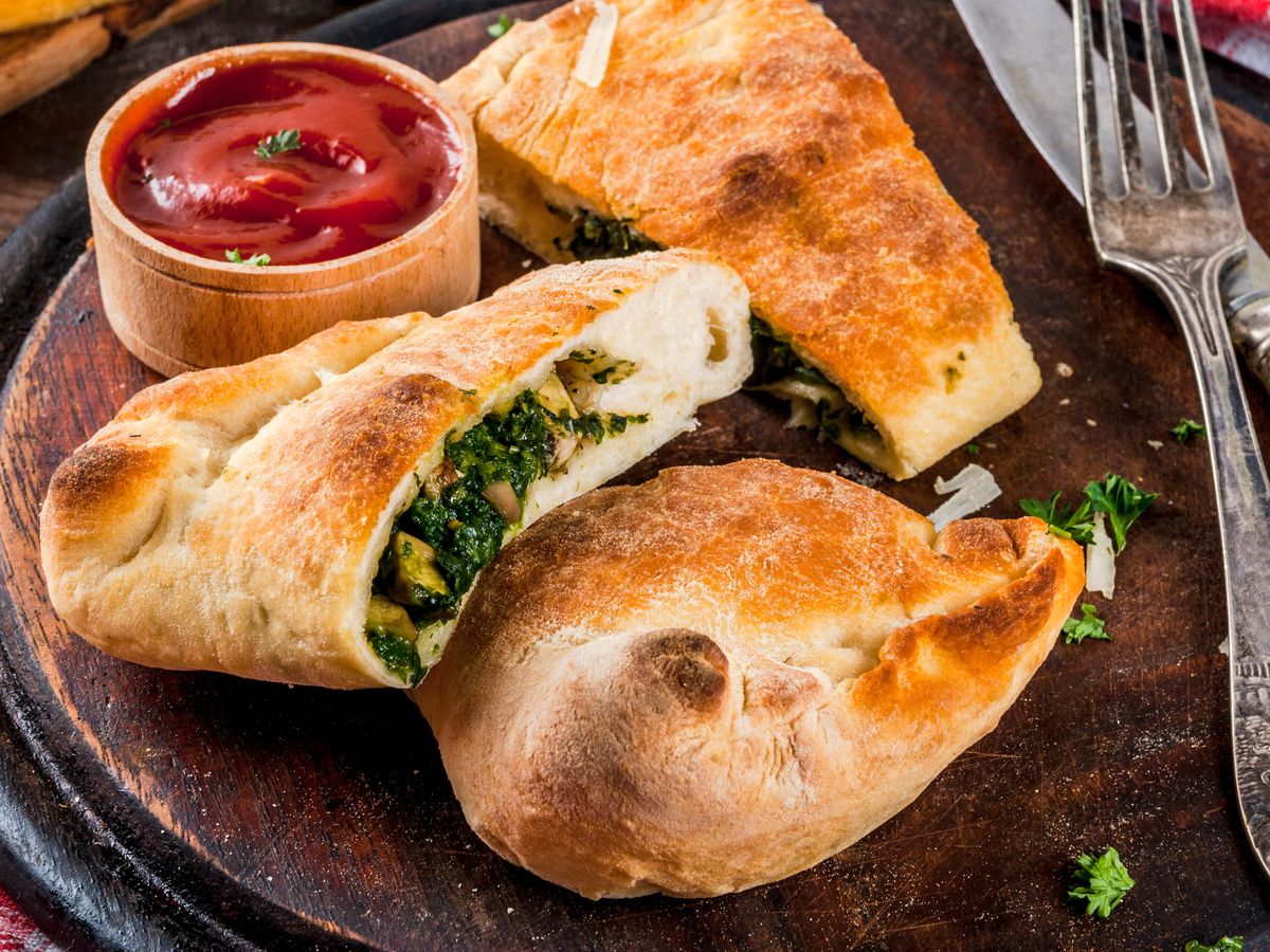 Calzones y Strombolis